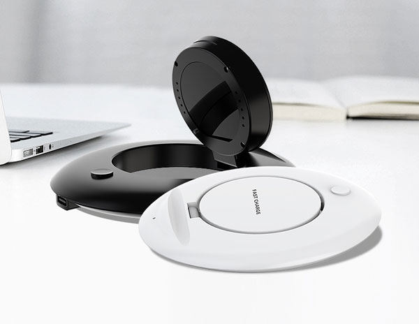 If we want to choose the wholesale of mobile phone wireless chargers, like most people nowadays, you are not particularly aware of the precautions here. In the actual selection process, it is best to integrate different situations for effective analysis. 　　The popularity of chargers Everyone knows that it is a product such as a mobile phone wireless charger. If it is really to be wholesaled, then such a product itself also has certain popular features, which means that when we choose these products, we can choose Some distinctive products, then in this case they can bring us good features, and enthusiasts with wireless chargers in every class can bring us better use, many users When using such a product, the popularity of the charger can always be better reflected. Of course, this part of the electrical appliances can quickly occupy the market in a short time. brand speciality Most of the brands in the market are also very distinctive. However, we must pay special attention to brand characteristics in the wholesale process. There is no doubt about this. At the same time as the wholesale of mobile phone wireless chargers, it is best for you to combine your own actual situation. Looking at the brand characteristics, from the current situation, this series of varieties will be different, we must pay more attention. 　　 Certification Specification 　　 When we want to choose a wireless charger, it is recommended that you choose brand-certified wireless chargers to better ensure the safe use of these wireless chargers.