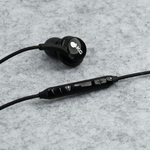 Original OEM EO-IG955 Samsung S10 earphone Wholesale Black