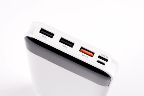 difference of QC2.0 and QC3.0 fast charging