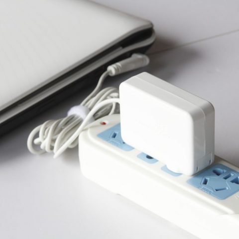 laptop power adapter not compatible